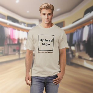 Nome da empresa e logotipo na camisa T colorida co