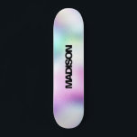 Nome de skate personalizado - Cuta moderna<br><div class="desc">Personalize facilmente este skate colorido no moderno design abstrato de gradiente holográfico e holográfico do arco-íris moderno,  apresentando a estética do Unicórnio com um toque moderno e bonito da fada. Adicione seu nome,  escolha fonte,  altere tamanho e posição,  adicione clipart,  fotos e formas.</div>