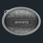 Nome do Monograma Girly Negra Silver Glitter<br><div class="desc">Frente de prata e brilho preto Monograma Nome Belt Buckle Isso faz a formatura perfeita, doce 16 16, 18, 21rua, 40, 50, 60, 70, 80, 90, 100 anos, casamento, chá de panela, aniversário, chá de fraldas ou presente de festa de solteira para alguém que ama luxo de vidro e estilos...</div>