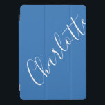 Nome Personalizado de Script Minimalista - Azul<br><div class="desc">Nome da Tipografia de Script Minimalista no Caso do iPad Branco e Azul Francês</div>