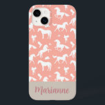 Nome Personalizado do Cavalo Pêssego Rider<br><div class="desc">Esta capa de telefone de pêssego com o nome personalizado é um presente de Natal ou aniversário ideal para qualquer criança apaixonada por equitação. Personalize-o com o nome do jovem equestre.</div>