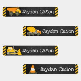 Nomes de etiqueta pequenos para miúdos - a roupa