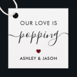 Nosso Amor é Popping, Etiqueta de Pipoca, Favor de<br><div class="desc">Estas são as etiquetas de presentes perfeitas. Você pode personalizar o texto frontal e traseiro,  bem como alterar as cores.</div>