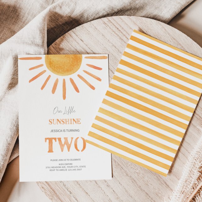 Nosso Pequeno Convite De segundo aniversário Sol (Criador carregado)