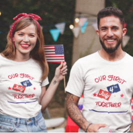 Nosso primeiro 4 de julho juntos - T-Shirt Casal