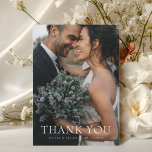Nota W de Cartões de agradecimentos de Casamento d<br><div class="desc">Retrato simples e moderno cartões de agradecimentos de casamento com nota.</div>