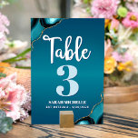 Numeração De Mesa Bat Mitzvah Turquoise Agate Script Modern<br><div class="desc">Nenhuma festa do Bat Mitzvah está completa sem cartões de números de tabela personalizados. Deixe sua filha se orgulhar, se regozijar e celebrar seu marco em seu partido perfeitamente coordenado. Script de caligrafia branca, tipografia azul-turquesa clara e branca, e rochas azuis-turquesas agatadas acentuadas com veias douradas falsas sobrepõem-se a um...</div>