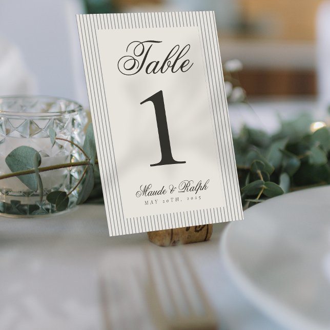 Numeração De Mesa Casamento com Greve de Cinzas de Moeda Antiga do e (Guide guests to their seats using these Timeless Old Money Thin Stripe Wedding Table Numbers! )