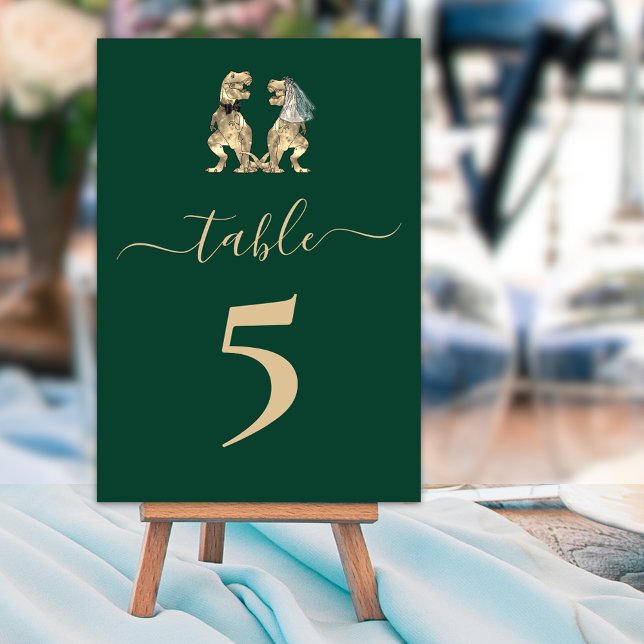 Numeração De Mesa Casamento com tema de Dinossauro Verde (Dinosaur wedding dark green table number cards with elegant script fun T-Rex bride and groom dino)