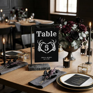 Numeração De Mesa Casamento de mão de coração de crânio gótico de Ha