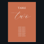 Numeração De Mesa Casamento de Terracotta Elegant Script Calliografi<br><div class="desc">Uma bela design mostrando uma elegante tipografia de caligrafia com script em um fundo de laranja queimado em teracotta. Perfeito para quem ama designs modernos minimalistas. Um na moda e uma design de cartão de número da mesa de casamento com elementos clássicos. Os convites de casamento e outros artigos de...</div>