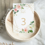 Numeração De Mesa Casamento Floral Elegante Geométrico e Verde Doura<br><div class="desc">Este número geométrico elegante de mesa de casamento floral verde e dourado é perfeito para uma simples recepção de casamento. A design apresenta rosas brancos, cor-de-rosa e pincéis pintados à mão e um toque de verde, adoráveis quadros geométricos de ouro, inspiradora beleza artística. Este é um número de tabela de...</div>