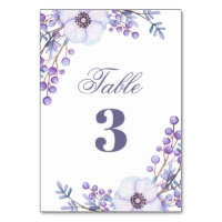 Casamento floral roxo. Flores lilás aquáticas