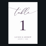 Numeração De Mesa Casamento Minimalista de Roxo Plum | Tabela Person<br><div class="desc">(**NOTA: Para solicitar,  basta ajustar o número da tabela (e o nome/data) e adicionar cada número ao carrinho separadamente. Em seguida,  faça check-out assim que terminar.) Belo,  elegante,  moderno e minimalista,  cartão de número de mesa. Totalmente personalizável com seus nomes (ou Nome do Evento) e Data.</div>