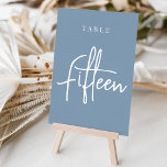 Numeração De Mesa Dusty Blue Hand Scripted Mesa 51<br><div class="desc">Cartões simples e chicos de números de mesas em Azul Dusty e branco fazem uma declaração elegante no seu casamento ou evento. Design apresenta "mesa [number]" em uma combinação de olhares de serif clássica e de caracteres de script manuscritos. Design repete-se de ambos os lados. Cartões numerados individualmente vendidos separadamente;...</div>