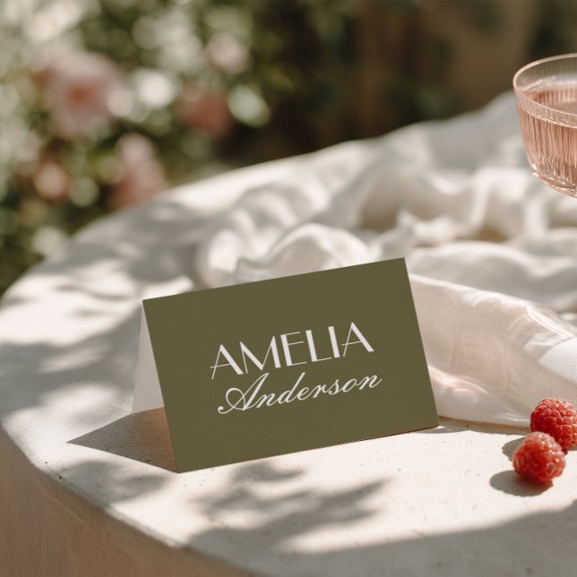 Numeração De Mesa Fancy Olive Green Old Money Wedding Place Cards (Criador carregado)