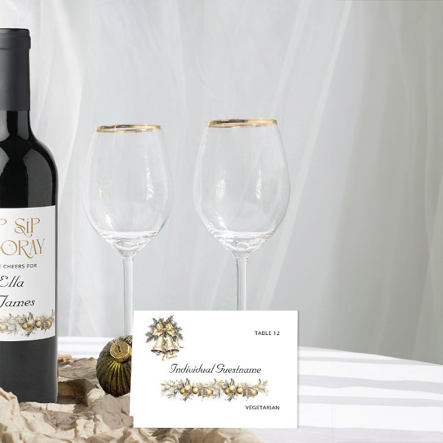 Numeração De Mesa Holly Bell Christmas Weding Guest Name Card (Guest Name Place Card from the Holly Bells Wedding Collection by Darling and May)