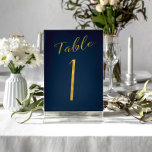 Numeração De Mesa Marinho elegante dourado casado<br><div class="desc">Cartão de mesa de recepção de casamento de folha de ouro falsa. A cor de fundo azul do marinho é editável. Você pode alterá-lo depois de selecionar o botão PERSONALIZAR MAIS. Você pode encontrar toda a faixa de números ( 1 - 50) aqui: http://bit.ly/2sLMaFh</div>