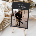 Numeração De Mesa Nome e Foto de Destino de Viagem de Casamento<br><div class="desc">Adicione um toque especial de acabamento às suas mesas de recepção de casamento com estas placas de número personalizadas da tabela de fotos. Nomeie cada mesa após um destino de viagem memorável e adicione uma foto e o nome de destino a esses detentores exclusivos de cartão. Sua foto está alinhada...</div>