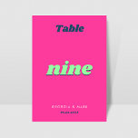 Numeração De Mesa Tabela Retroativa Verde Cor-de-Rosa Brilhante Núme<br><div class="desc">Celebre o seu casamento com esta placa de números audaciosa e brilhante,  com fundo rosa vibrante e o seu texto personalizado. Adicione facilmente seus próprios detalhes clicando na opção "personalizar".</div>