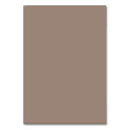 Numeração De Mesa uma parede castanha com uma