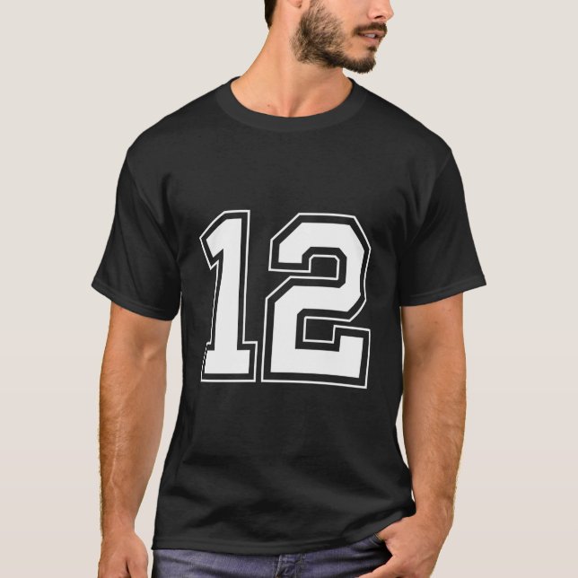 Número 12 Pullover Hoodie (Frente)