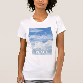 NUVENS DE CÉU AZUL FOTOS DE T-SHIRT MULHERES