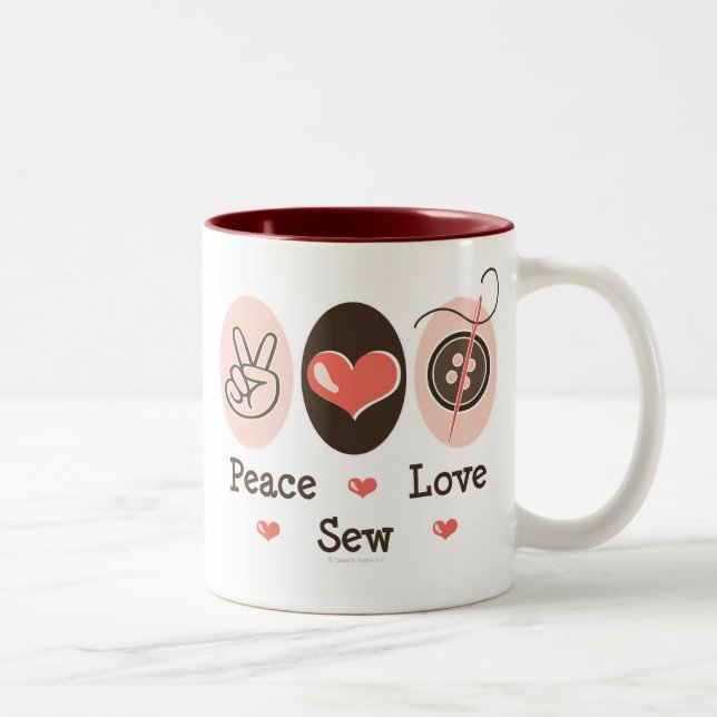 O amor da paz Sew a caneca Sewing (Direita)