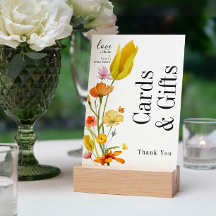 O amor está no cartão de Chás de panela e presente