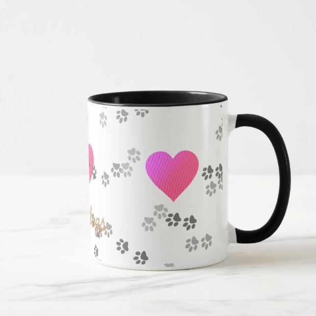 O amor persegue - caneca - o modelo (Direita)