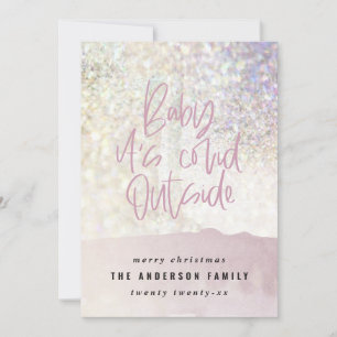 O bebê de classe brilhante está enevoado fora do N