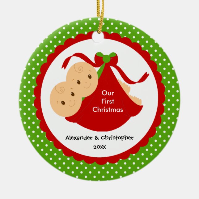 O bebé junta os primeiros enfeites de natal do (Frente)