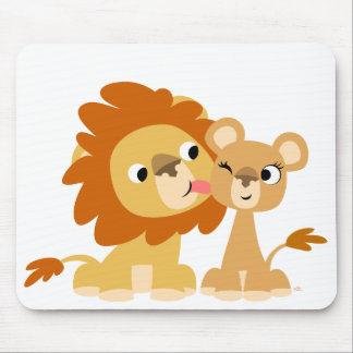 O beijo: Casal bonito Mousepad do leão dos