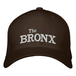 O Boné Flexfit Wool "The BRONX" bordou o chapéu