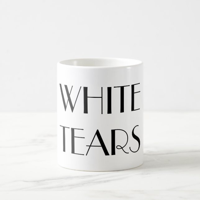 O branco rasga a caneca no texto extravagante (Centro)