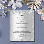 O brilho prateado do Menu Casamento brilha elegant<br><div class="desc">Um cartão de cardápio de casamento elegante e glamouroso. Personalize e adicione seus nomes,  data e menu de casamento. Fundo com aspecto fino prateado,  decorado com faíscas de brilho.</div>