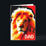 O cartão principal do dia dos pais de Grrreat do<br><div class="desc">O rei da selva. Cartão do dia dos pais com um portait inspirado retro do fim-acima do impressão de tela da cabeça de um leão nas cores impressionantes - vermelhas, alaranjadas, preto e branco e as palavras "pai" escrito na parte dianteira e no "você é Grrreat!" para dentro. Cartão de...</div>
