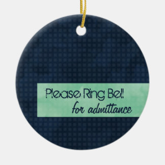 O chique urbano soa por favor o ornamento de Bell