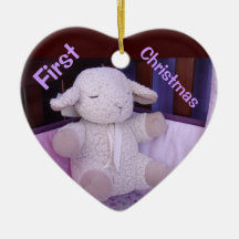O cordeiro enchido primeiros enfeites de natal do
