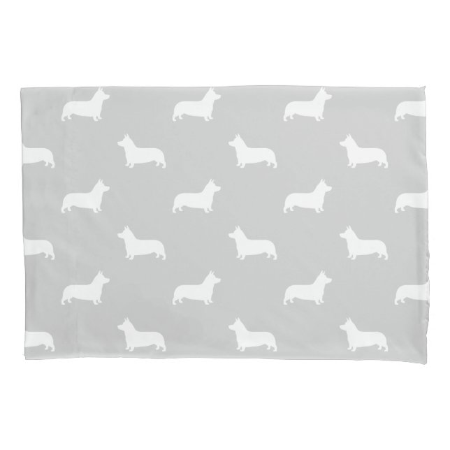 O Corgi de Galês do Pembroke mostra em silhueta o (Frente)