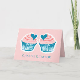 O costume do amor do cupcake nomeia o cartão do