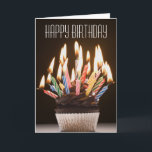 O cupcake com aniversário Candles o cartão de<br><div class="desc">Identificação do recurso: 72884794/Rubberball/Mike Kemp/cupcake com velas do aniversário</div>