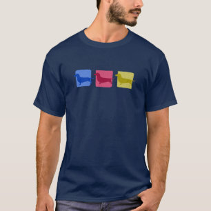 O Dachshund colorido mostra em silhueta o t-shirt