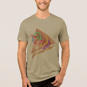 O design da camiseta é unicórnio
