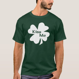 O dia de St Patrick beija-me t-shirt