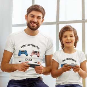 O Duo Final - Pai e Criança Jogando T-Shirt