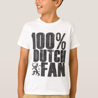 O fã holandês de 100% caçoa o t-shirt