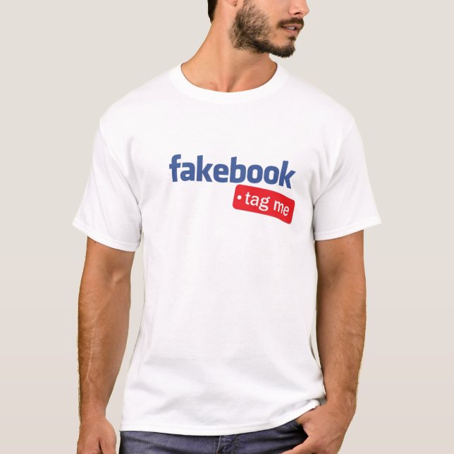 o fakebook etiqueta-me camisa (Frente)