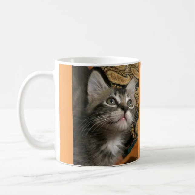 O gatinho "mantem-se olhar acima!" Caneca (Esquerda)