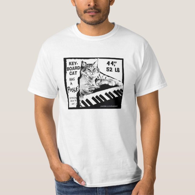 O gato do teclado tem uma camisa da legião! (Frente)